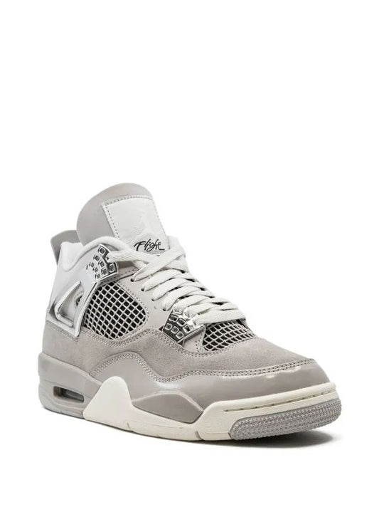 Nike Jordan 4 "Frozen Moments"