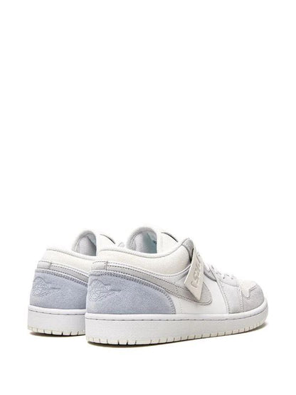 Nike Air Jordan 1 Low Paris Edition (Unisex)